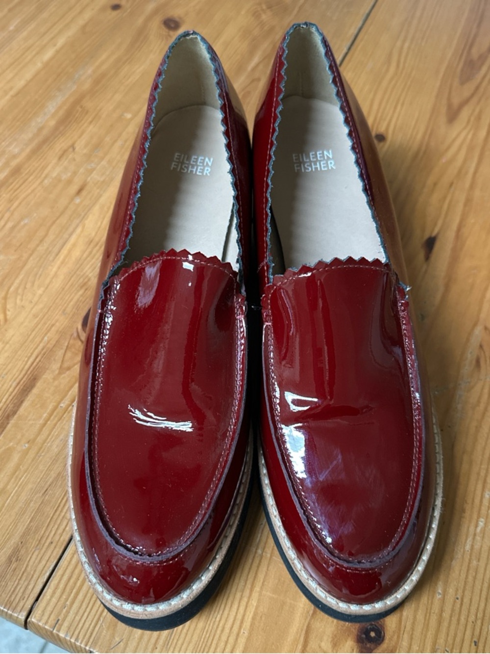 Eileen Fisher Women's Burgundy Patent Leather Slip-On Loafers